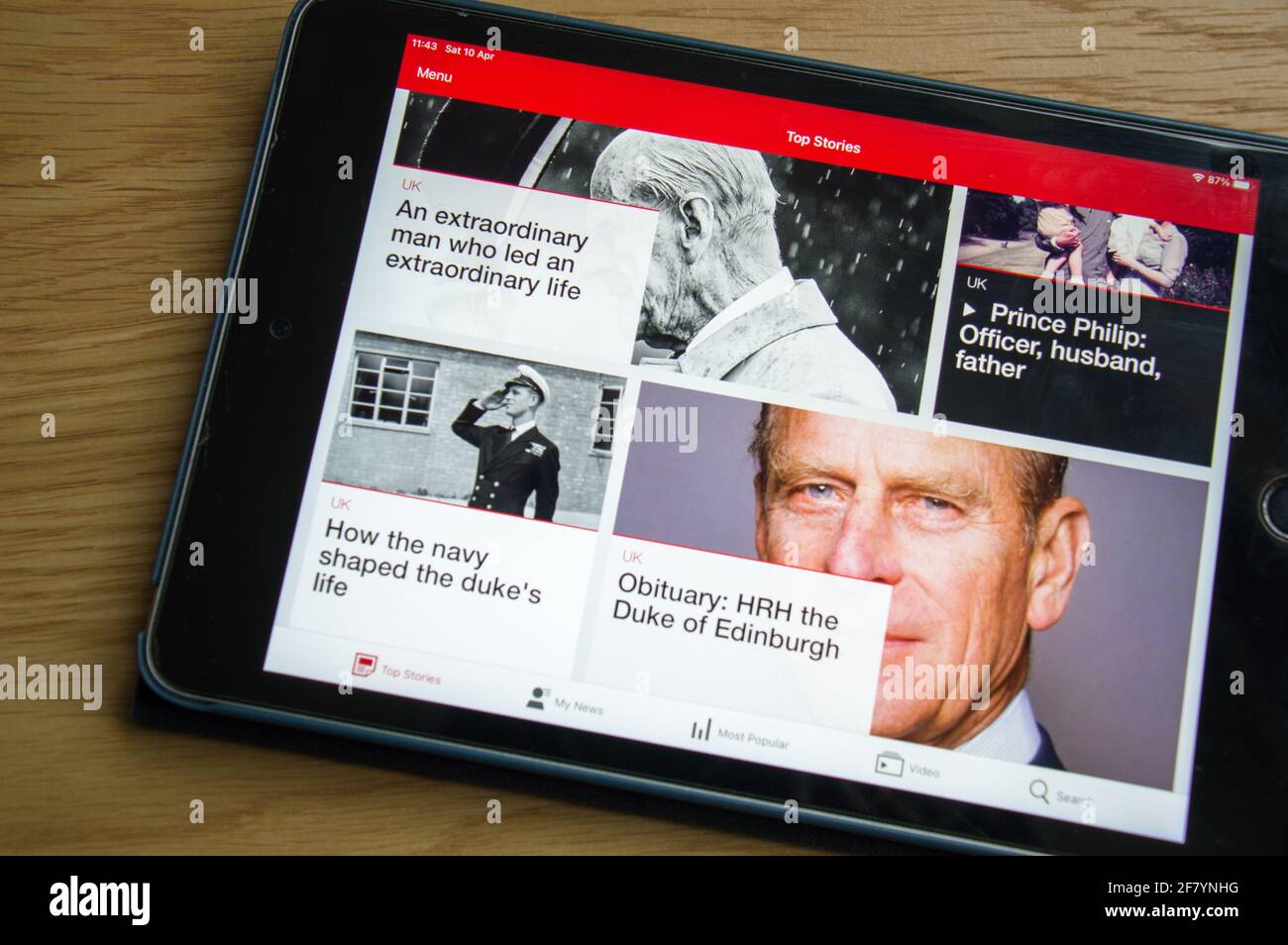 Prince Philip, Duke of Edinburgh, berichtet in BBC News während seines Abgangs 2021 Stockfoto