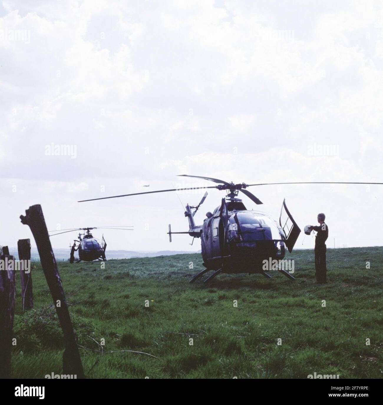 Bölkow BO-105C Helikopter von 299 Squadron bei der Übung auf dem Gebiet von ​​3GGW in Blomberg, Westdeutschland. Stockfoto