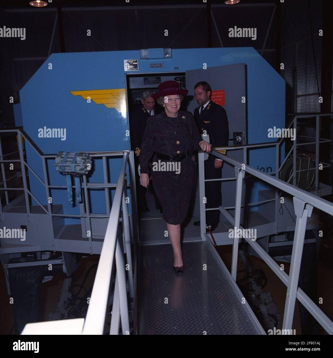 Königin Beatrix besucht den Marine Vliegkamp Valkenburg Stockfoto