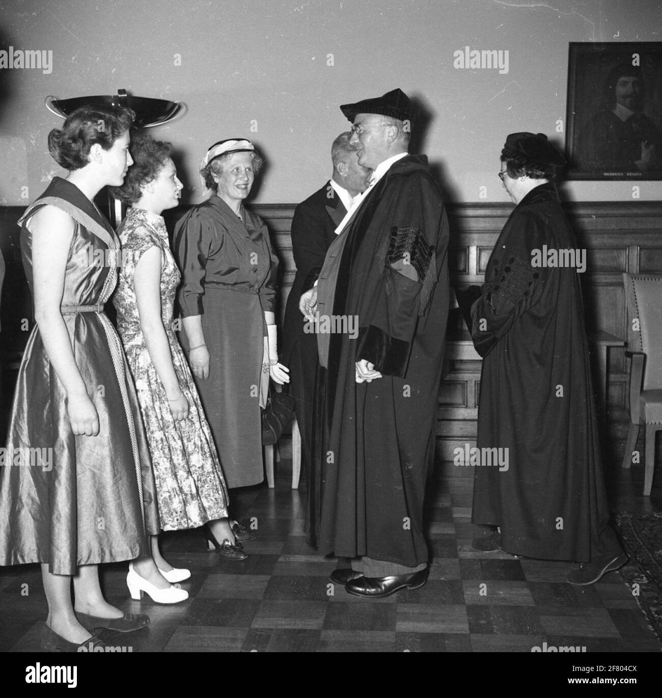 Fotoreportage über die Promotion von Daniël Barends, geboren 1904 in Amsterdam, zum Doktor der Literatur und Philosophie an der Universität Utrecht. Barends ist in Ordnung Bekannt aus der LVA Fliegerklasse 1926 in Soesterberg. Stockfoto