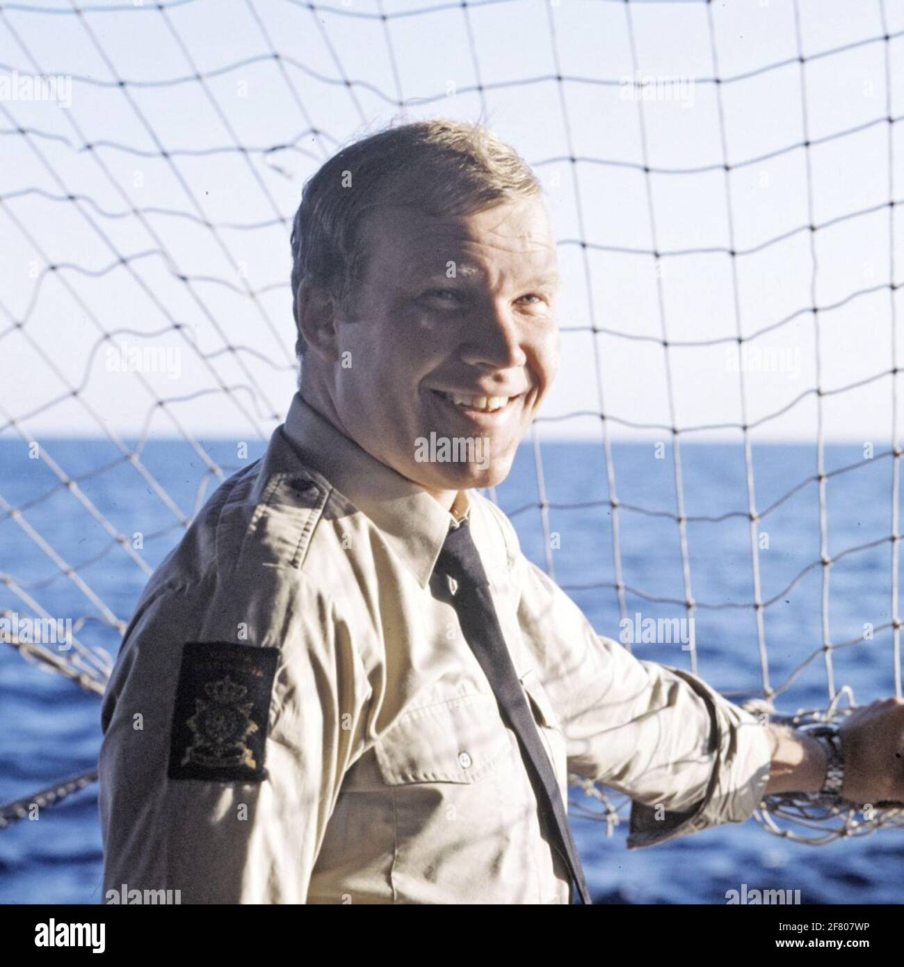 Marine in Europe SS Uniformhemd ohne Kopfschmuck. Stockfoto