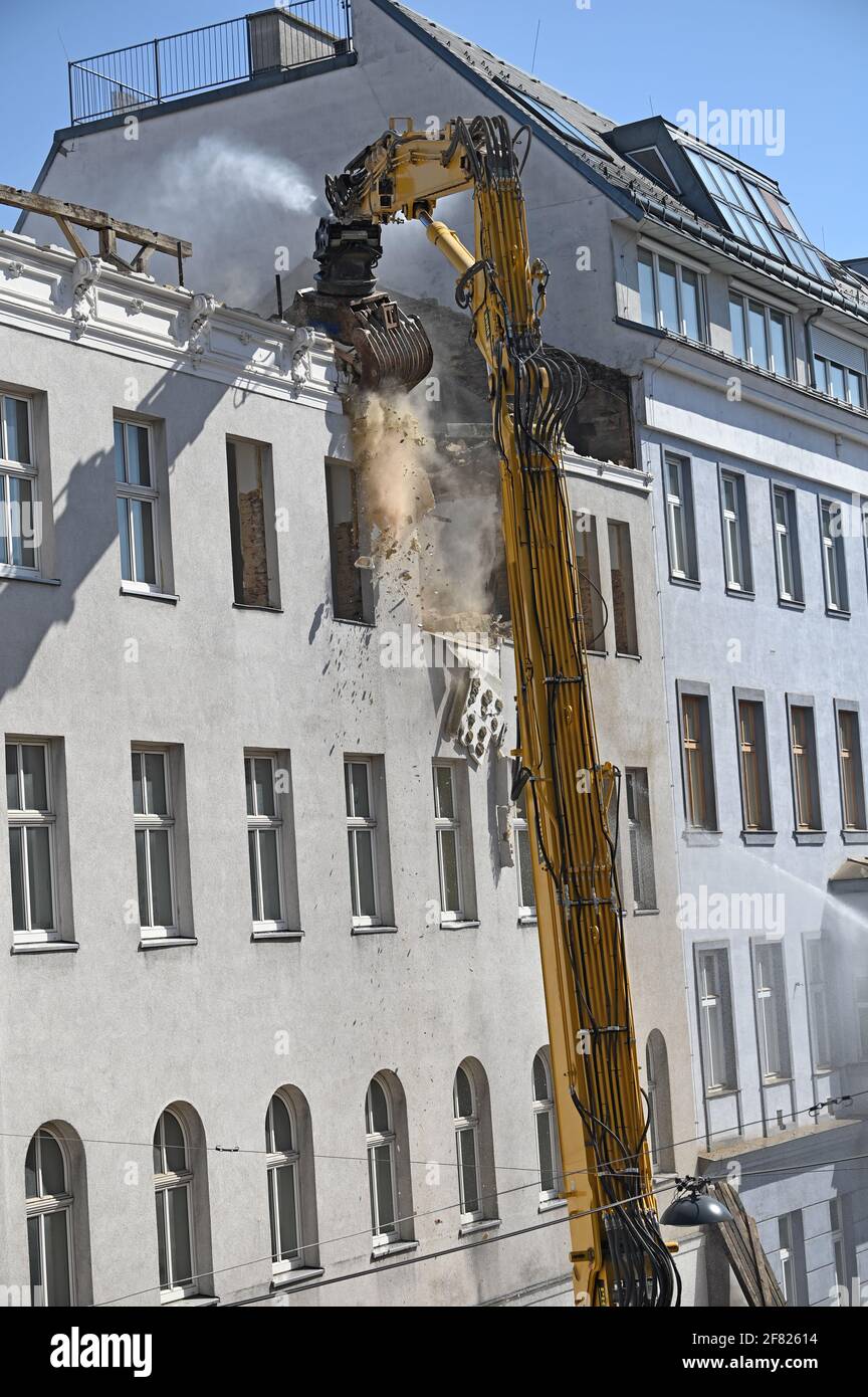 Abriss einer alten Baustelle in Wien Stockfoto