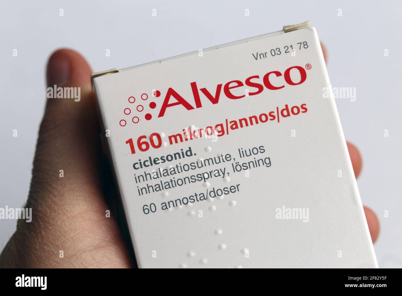 Alvesco 160 Mikrogramm pro Dosis Astma Medicine April 2020, Espoo, Finnland. Alvesco enthält Kortison, das zur Behandlung von Lungenentzündungen verwendet wird. Stockfoto