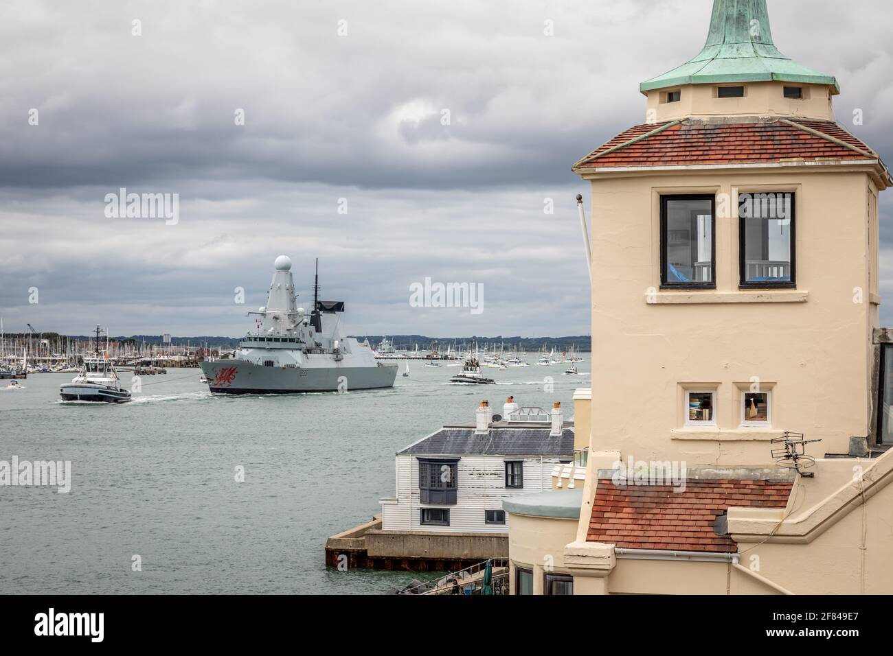 Royal Navy 'Type 45' 'D' Class 'HMS Dragon', Portsmouth Harbour, Hampshire Stockfoto
