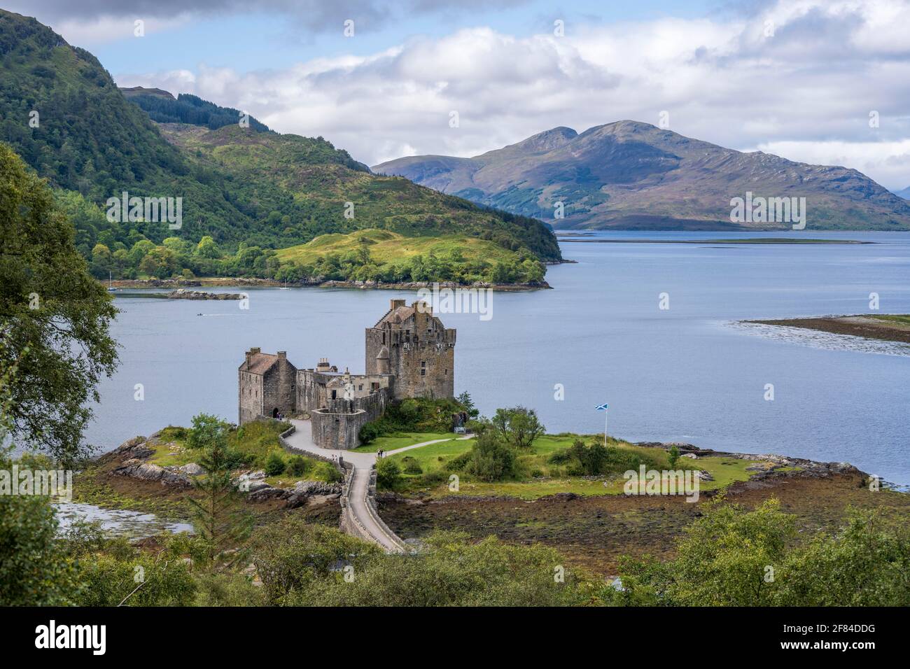 Eilean Donan Castle bei Dornie, Western Ross, Loch Duich, West Highlands, schottisches Hochland, Schottland, Großbritannien Stockfoto