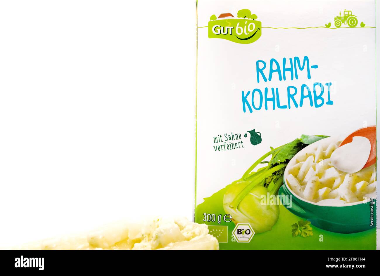 Good Organic Kohlrabi Bio-Gemüse aus der Supermarktkette Aldi Nord. Gut Bio-Kohlrabi Biogemüse von der Supermarktkette Aldi Nord. Stockfoto