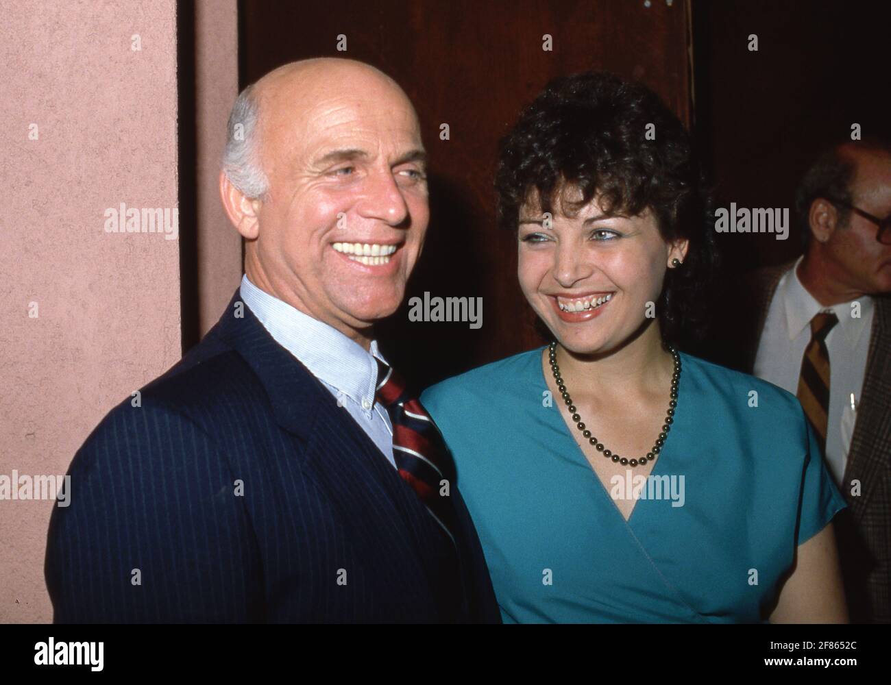 Gavin MacLeod und Freund Mai 1983 Quelle: Ralph Dominguez/MediaPunch Stockfoto