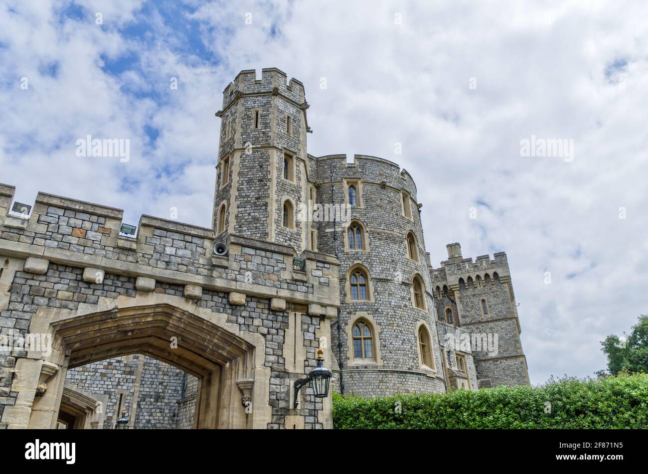 Die königliche Residenz von Windsor Castle, Bergland, Großbritannien; Blick auf den King Edward III Tower. Stockfoto