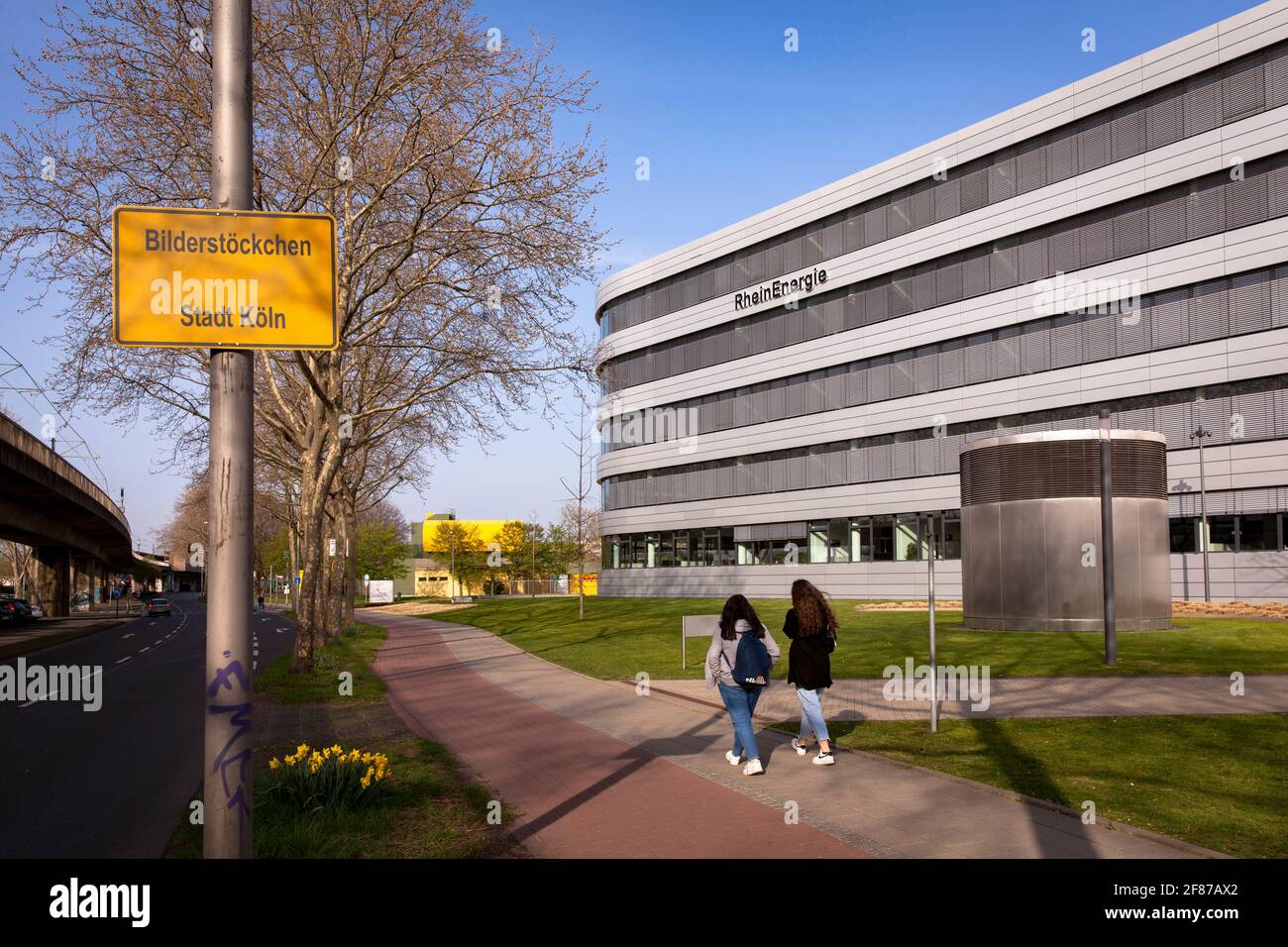 Hauptsitz des Elektrizitätsversorgers RheinEnergie in der Parkguertel, Köln, Deutschland. Zentrale des Energieversorgers RheinEnergie am Stockfoto