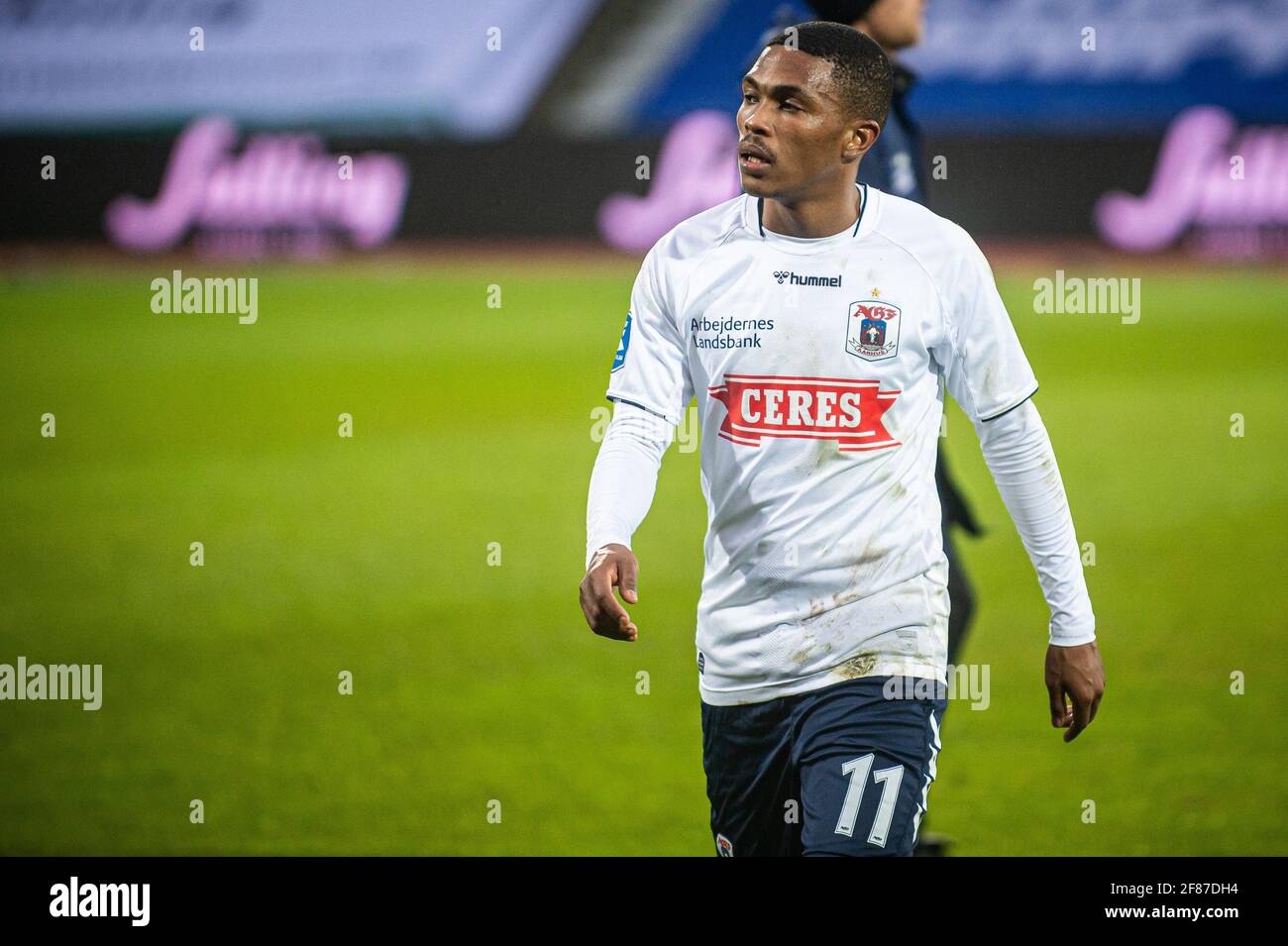 Aarhus, Dänemark. April 2021. Gift Links (11) der AGF beim 3F Superliga-Spiel zwischen Aarhus GF und FC Midtjylland im Ceres Park in Aarhus. (Foto: Gonzales Photo/Alamy Live News Stockfoto