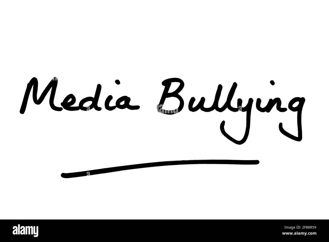 Medien Mobbing, handgeschrieben auf weißem Hintergrund. Stockfoto