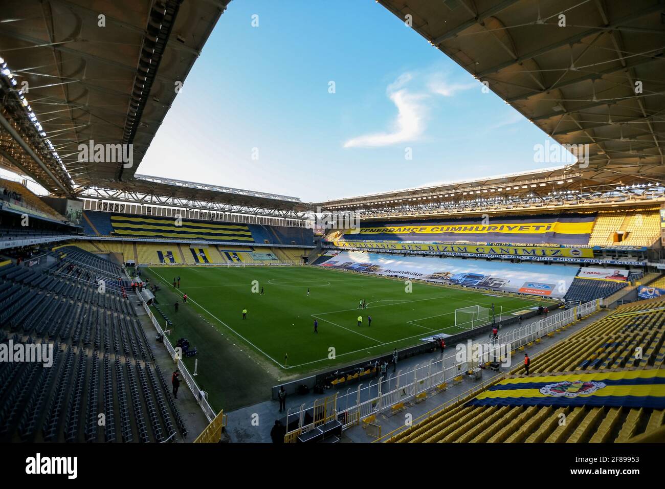 ISTANBUL, TÜRKEI - 12. APRIL: Gesamtansicht des Heimstadions des Sukrus Saracoglu Stadions Fenerbahce SK vor dem Super Lig-Spiel zwischen Fenerbahce SK und Gaziantep FK im Sukruu Saracoglu Stadion am 12. April 2021 in Istanbul, Türkei Foto: (Orangefarbene Bilder)*** Lokale Bildunterschrift *** Stockfoto