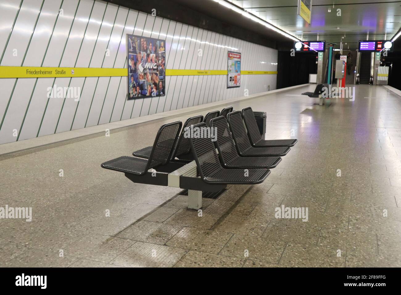 Leere U-Bahn-Station Stockfoto