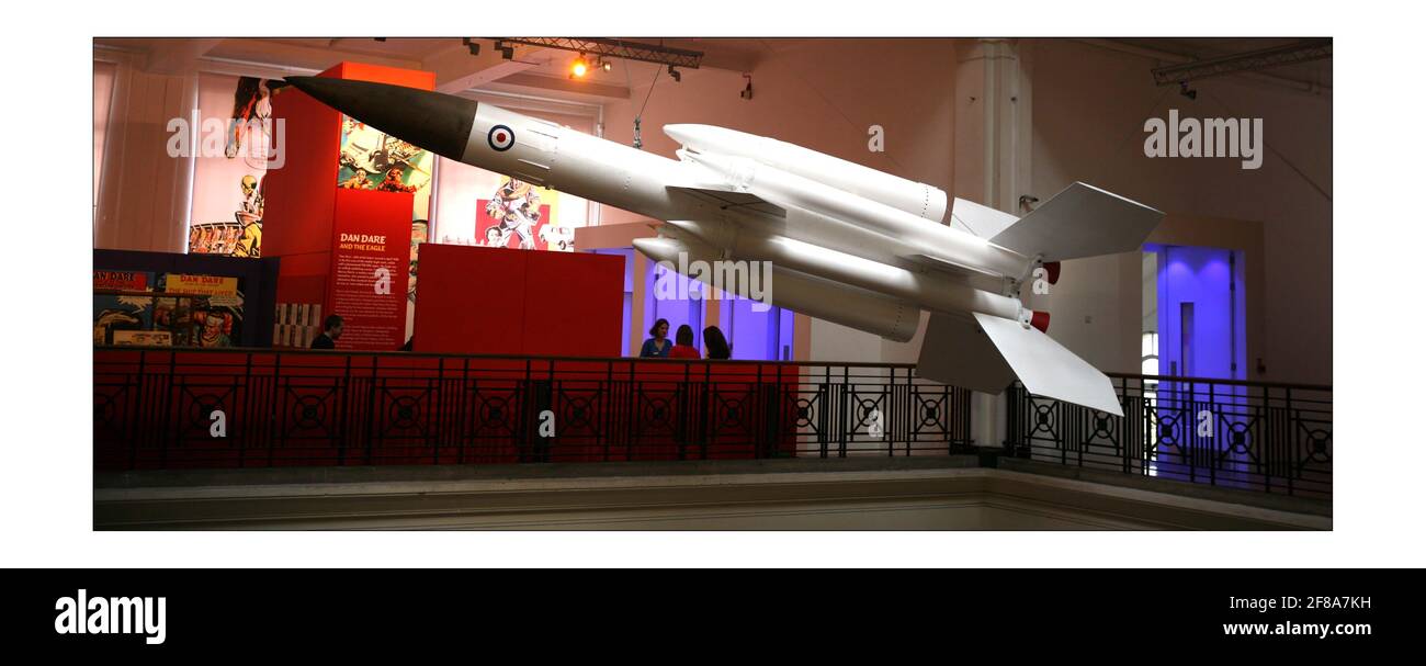 Science Museum Ausstellung enthüllt Britains Technologie Revolution nach dem Krieg.... 30. April bis 25. Oktober Dan Dare und die Geburt von Hi-Tech Britain... The Bristol Bloodhound anti Aircraft rakete Mark 1, 1958-64 Foto von David Sandison The Independent Stockfoto