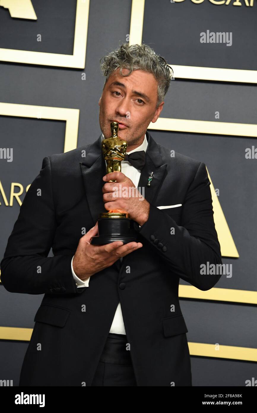 Taika Waititi, Jojo Rabbit im Presseraum während der 92. Jährlichen Oscar-Verleihung im Dolby Theater in Hollywood und Highland in Hollywood, Kalifornien, Sonntag, 9. Februar 2020. Foto von Jennifer Graylock-Graylock.com 917-519-7666 Stockfoto