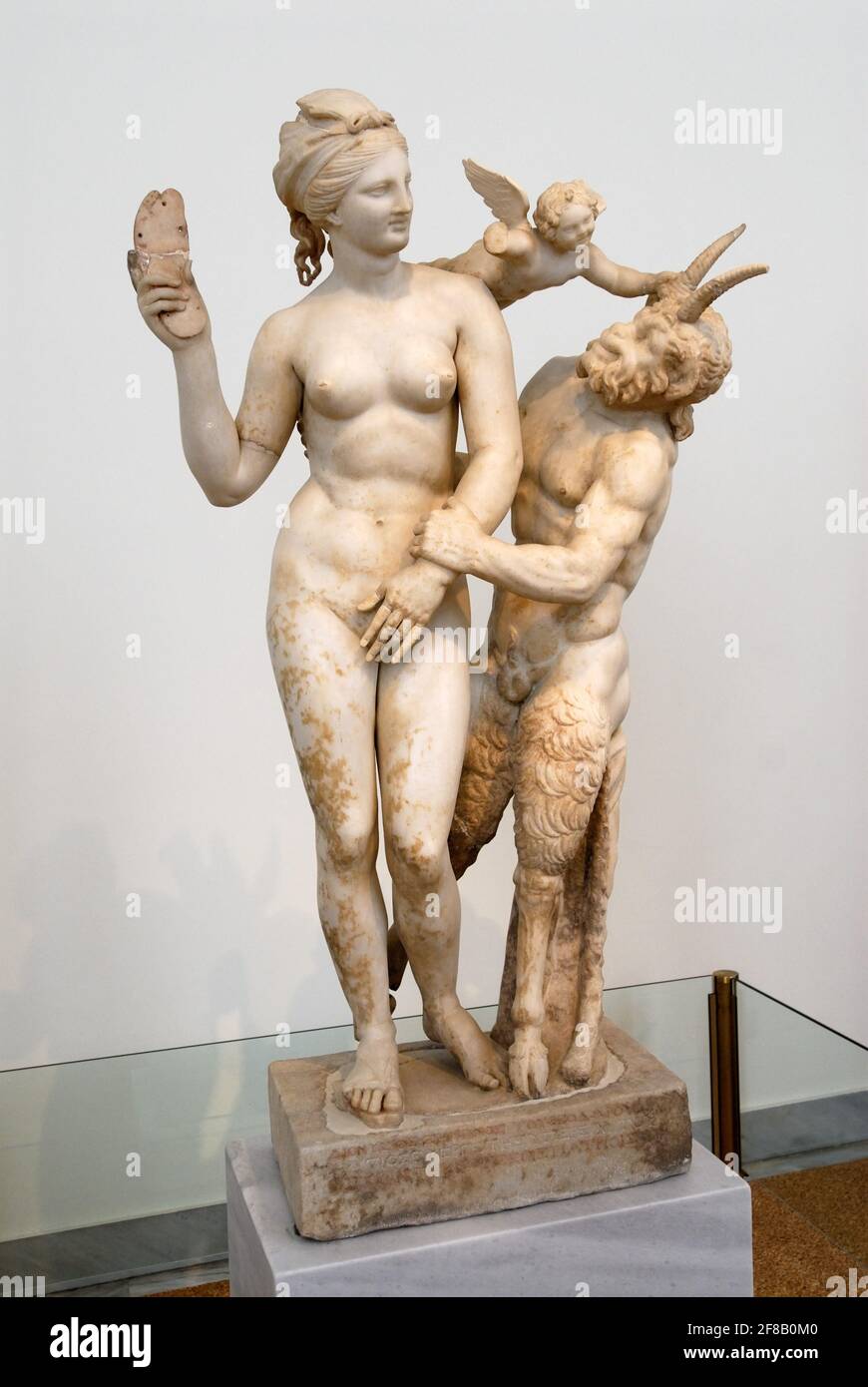 Marmorfigur Gruppe Aphrodite, Pan und Eros um 100 v. Chr. diente das Bild von Pan später als Vorlage für die Darstellung des Teufels Stockfoto