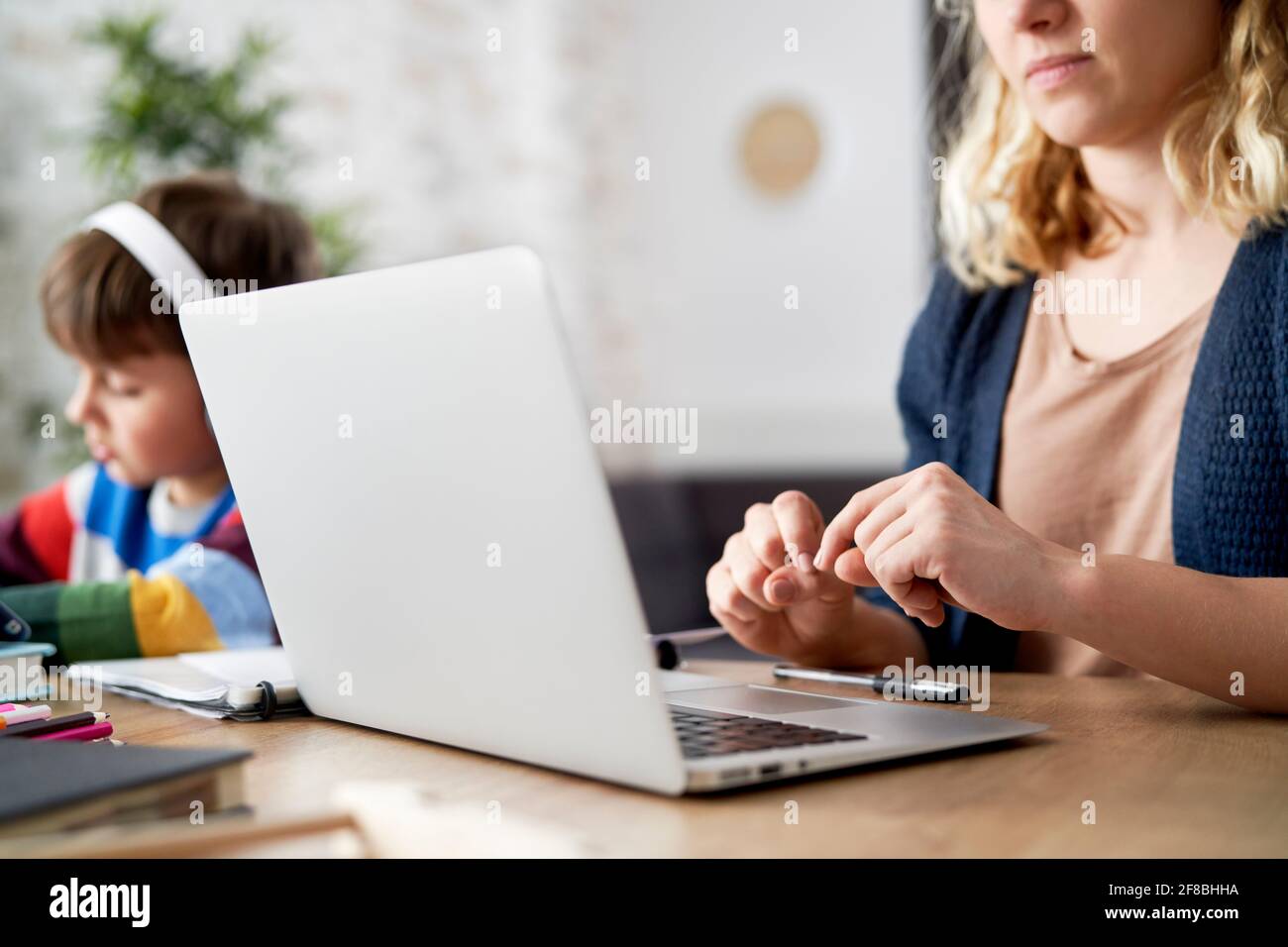 Nahaufnahme der Arbeit während des Lockdown Stockfoto