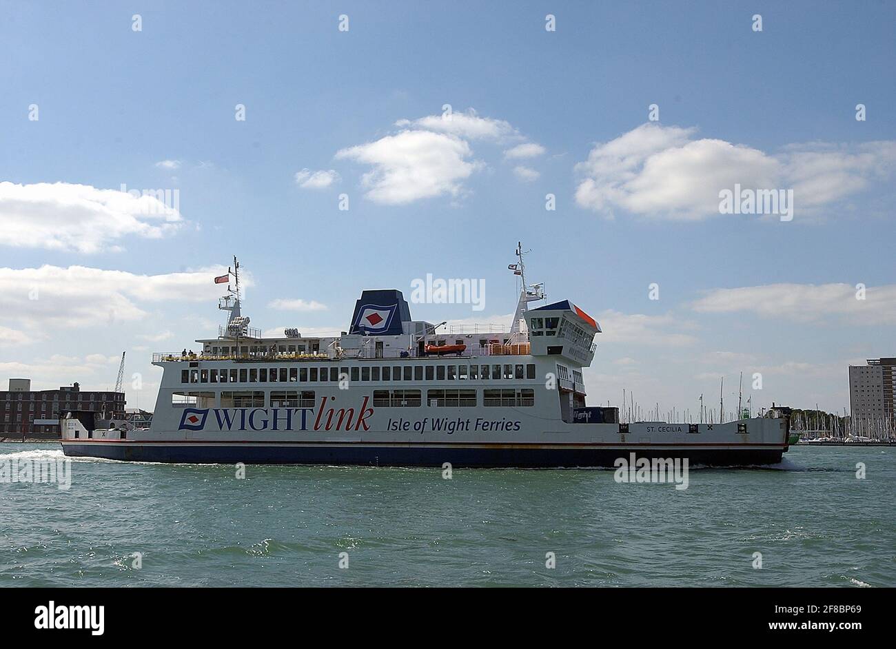 ISLE OF WIGHT AUTOFÄHRE ST. CECILIA. PIC MIKE WALKER, 2001 Stockfoto