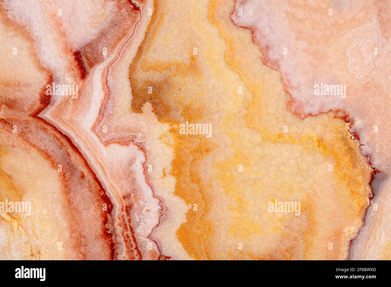 Golden Wallpaper Interior Stockfotos Und Bilder Kaufen Seite 3 Alamy