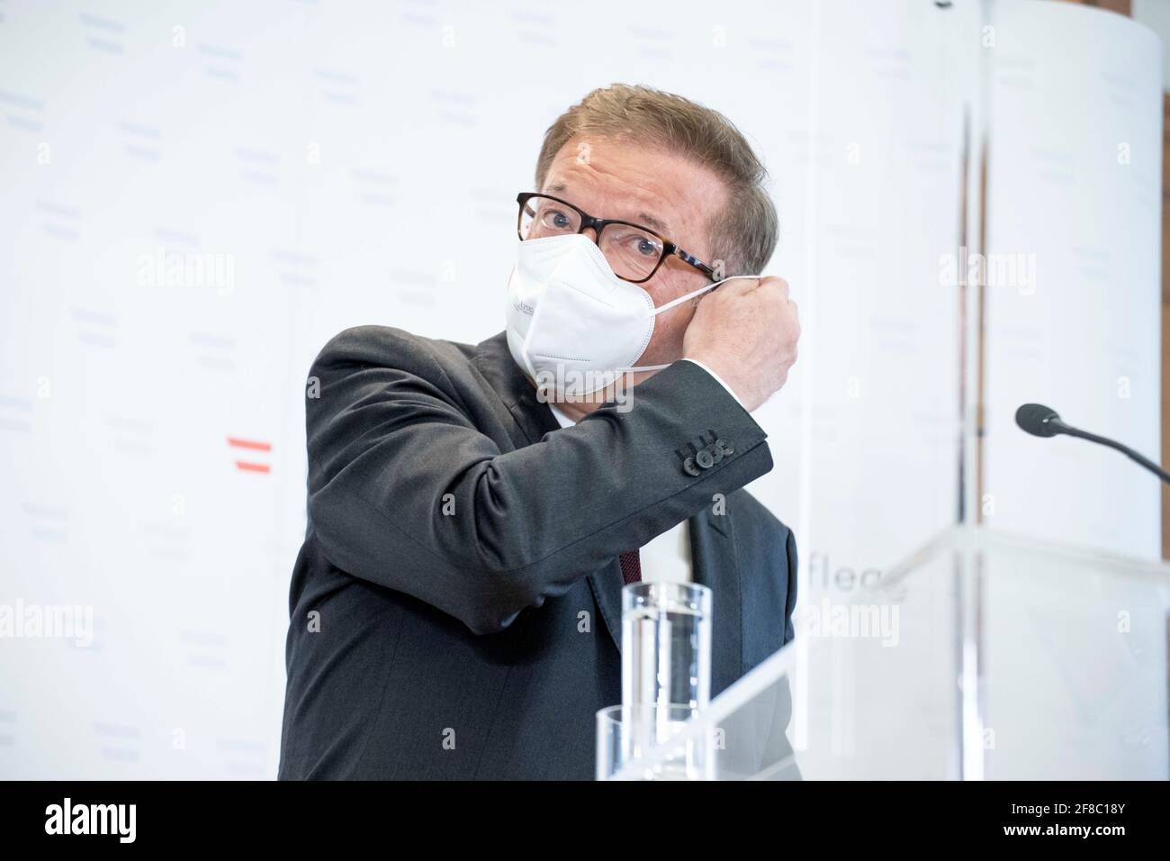 Sozialministerium Wien: Gesundheitsminister Rudolf Anschober (GRÜNE) erklärte heute in einer persönlichen Erklärung seinen Rücktritt. Im Bild: Bundesm Stockfoto
