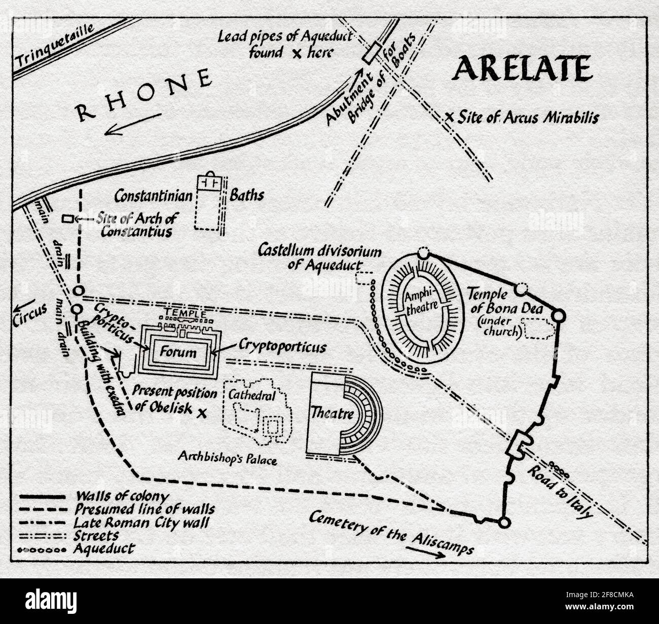 Grundrisse der antiken gallo-römischen Stadt Arelate (Arles), die das Forum, das Theater und den Tempel von Bona Dea zeigt. Nach einer Illustration von Edgar Holloway. Stockfoto
