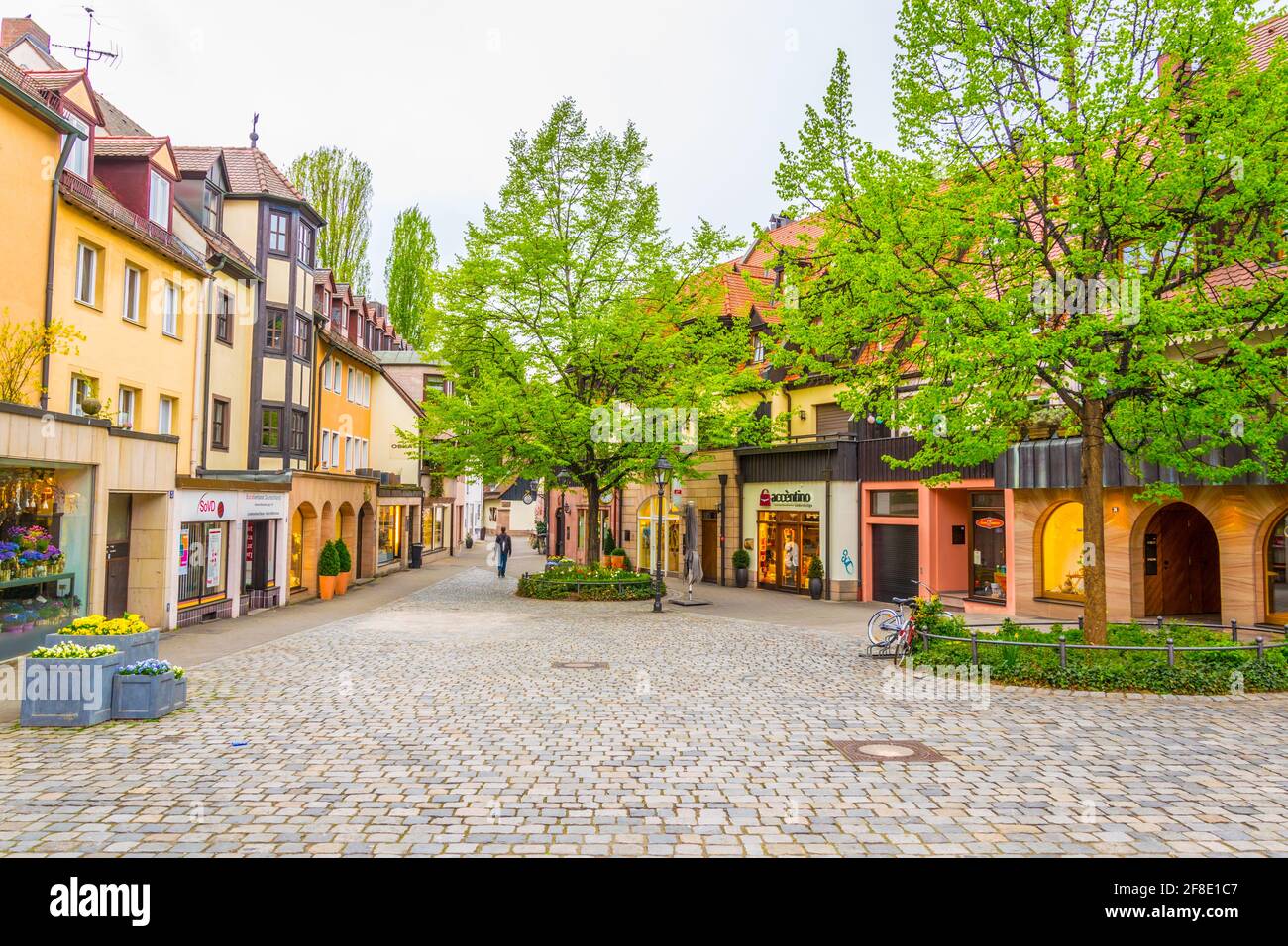 NÜRNBERG, 12. APRIL 2017: Blick auf den Tropenmarkt in Nürnberg. Stockfoto