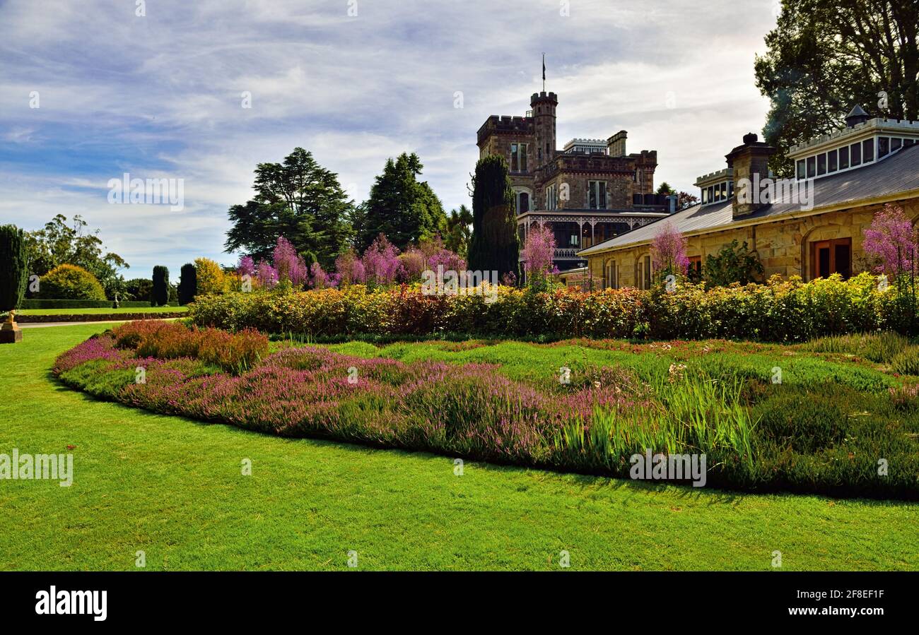 Larnach Castle (auch als "Larnach's Castle" bezeichnet), ist eine Scheinburg auf dem Rücken der Otago Halbinsel innerhalb der Grenzen der Stadt Dunedin Stockfoto