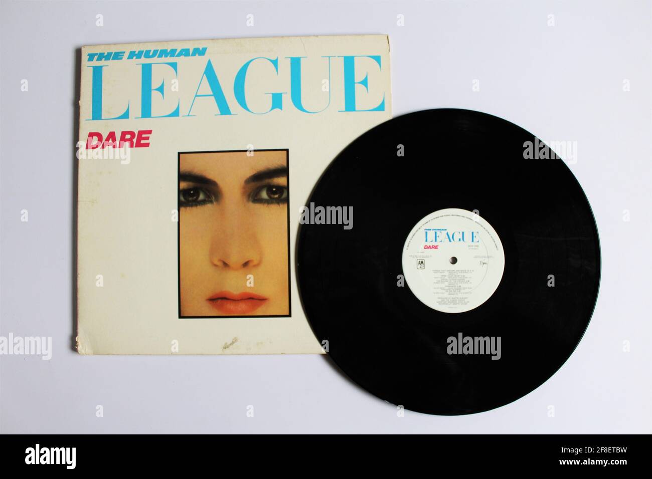 Neue Wave- und Synth-Pop-Band, das Human League-Musikalbum auf Vinyl-LP-Schallplatte. Titel: Dare Albumcover Stockfoto