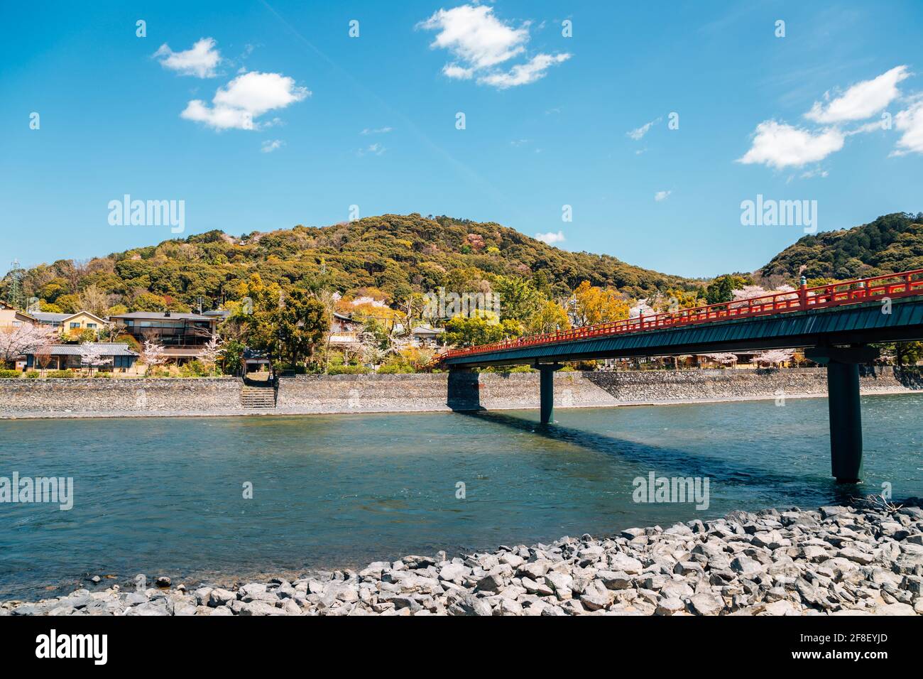 Uji Stadt und Fluss im Frühling in Kyoto, Japan Stockfoto