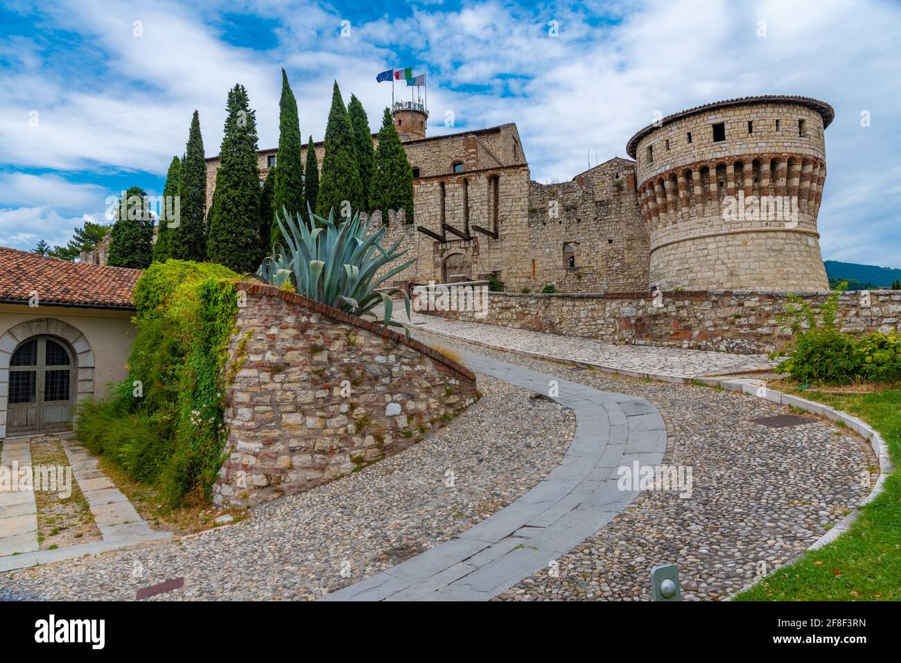 Blick auf das Brescia Schloss in Italien Stockfoto