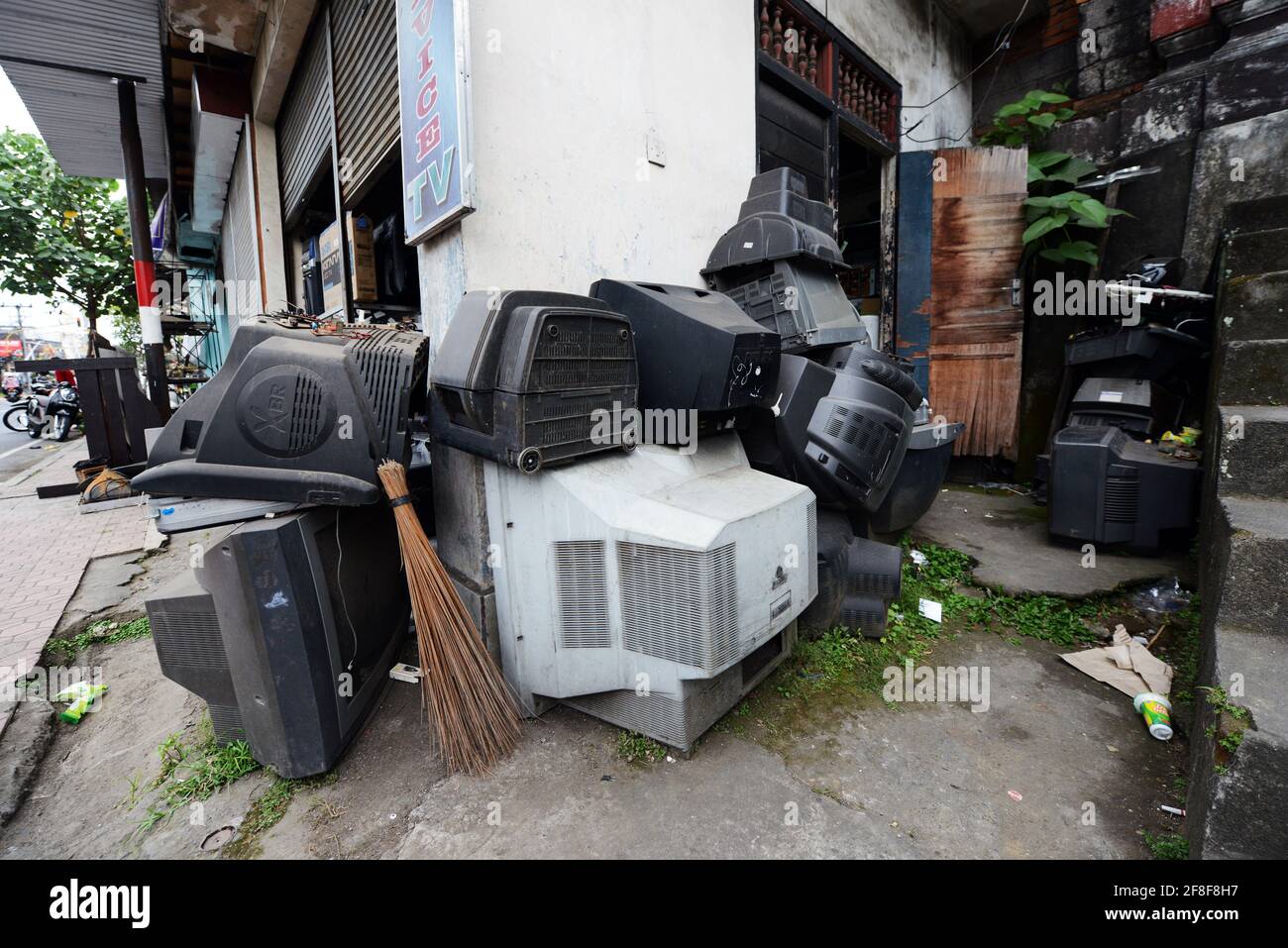 Alte Fernseher in Ubud, Bali, Indonesien. Stockfoto