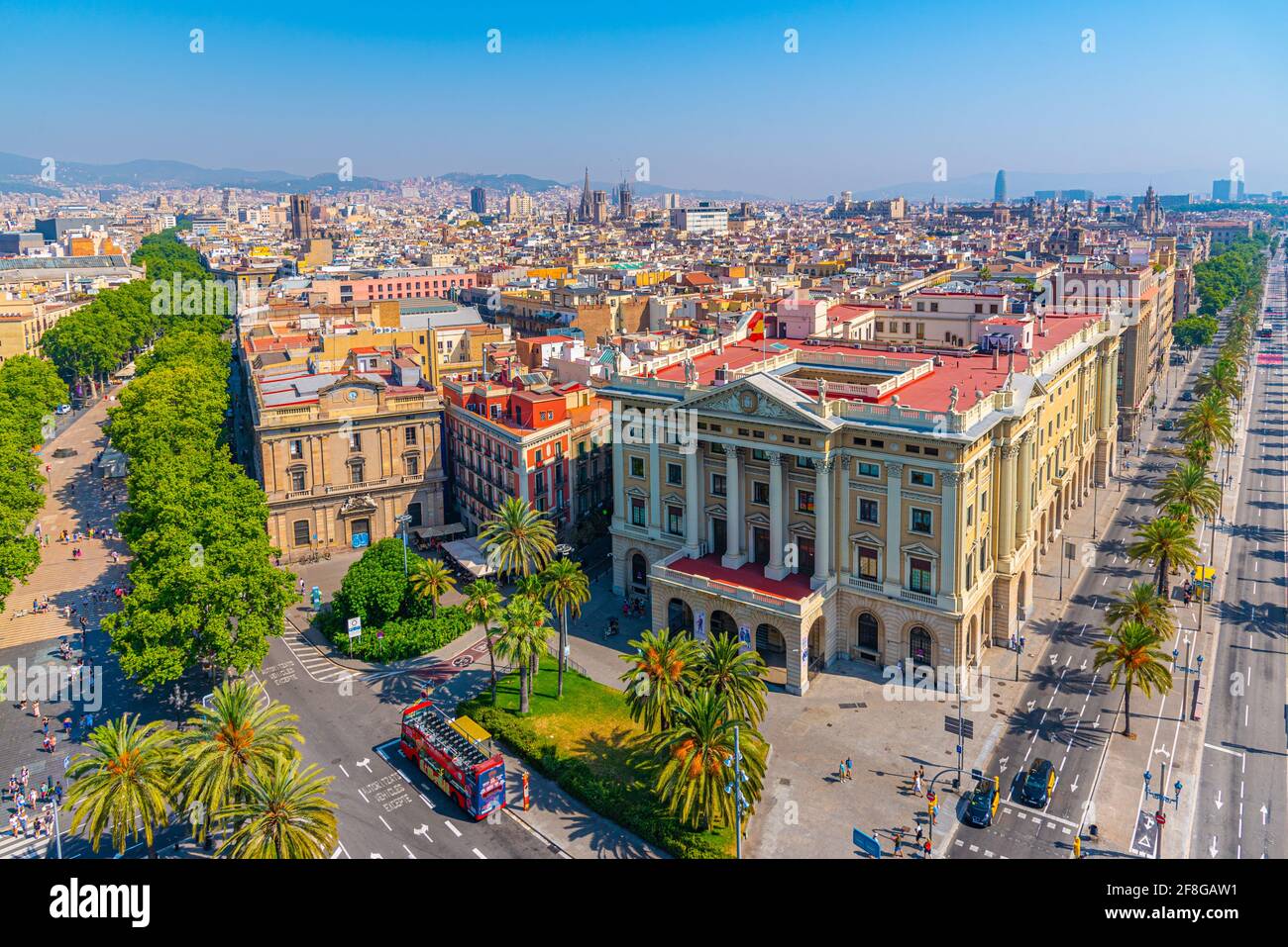 Luftaufnahme des militärischen Regierungsgebäudes in Barcelona, Spanien Stockfoto