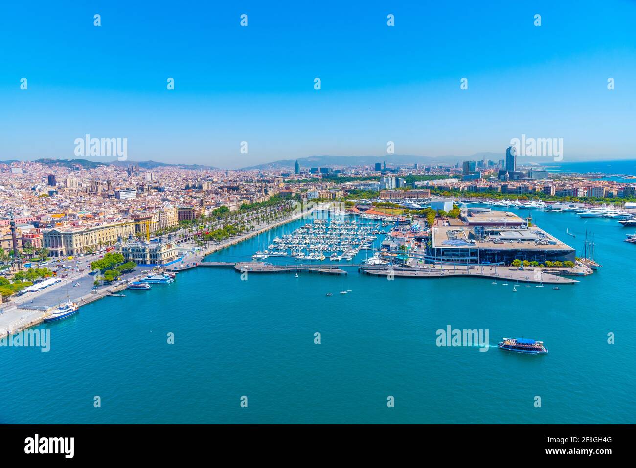 Luftaufnahme des Maremagnum Einkaufszentrums in Barcelona, Spanien Stockfoto