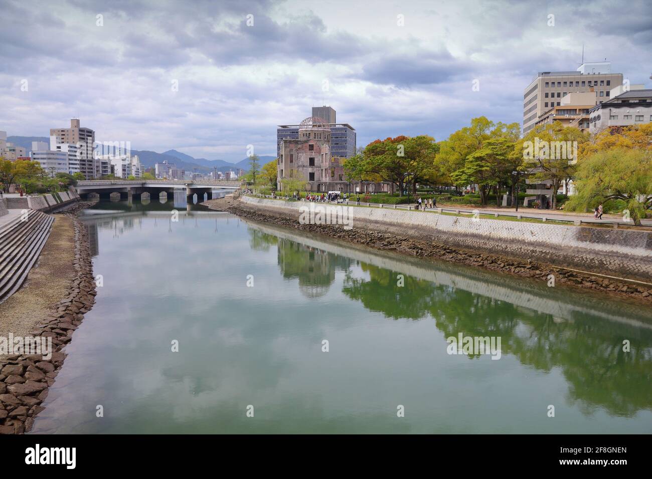 Skyline von Hiroshima. Stadtbild von Hiroshima, Japan. Atombombendom. Stockfoto