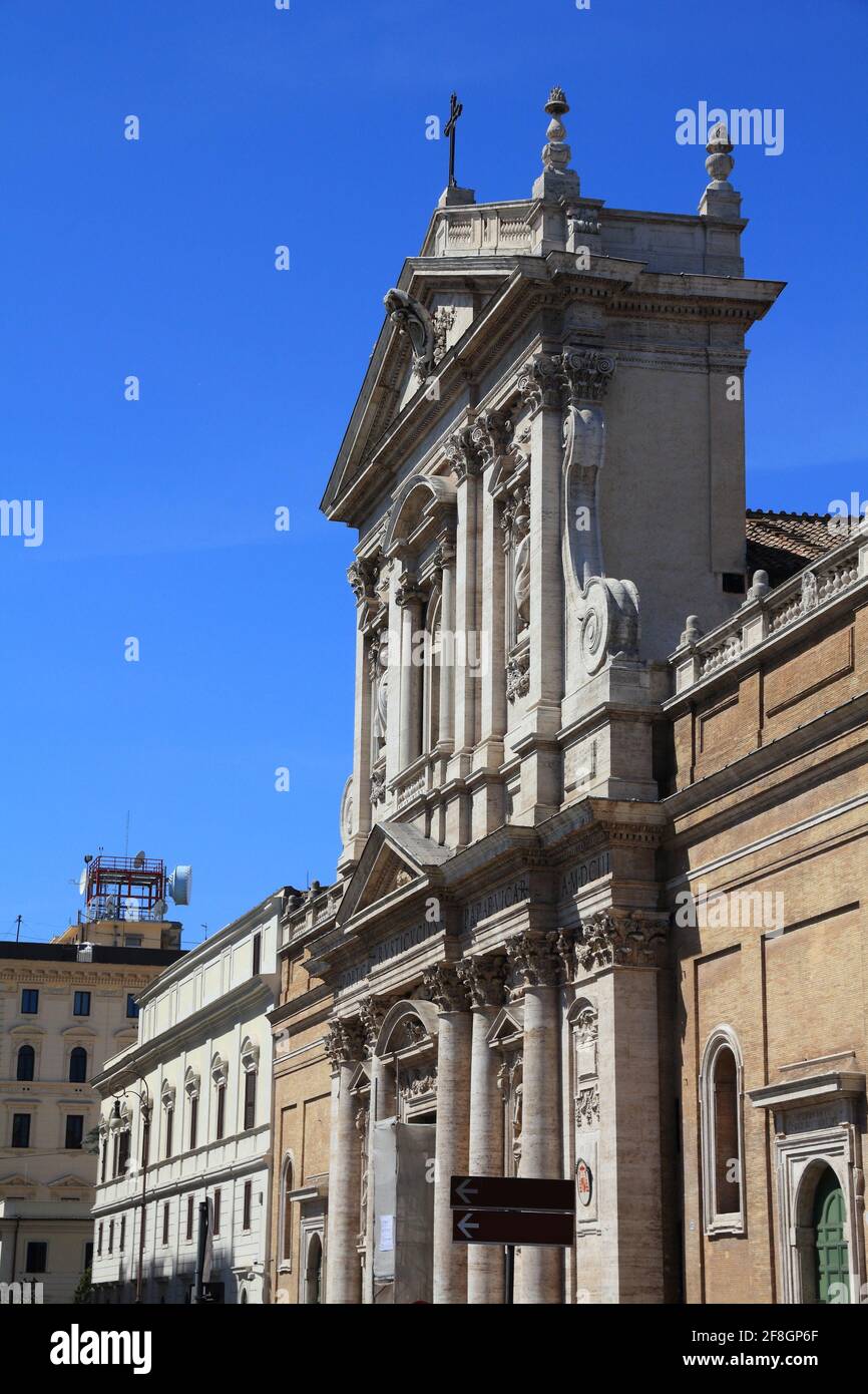 Santa susanna rome Fotos und Bildmaterial in hoher Auflösung Alamy