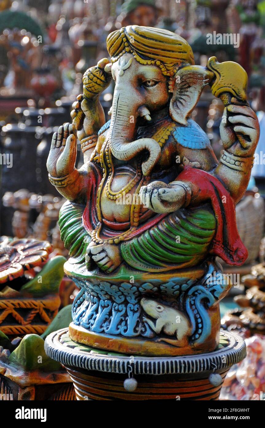 Happy Ganesh Chaturthi Indian Hindu Gott Herr, Ganesha Statue aus Ton Stockfoto