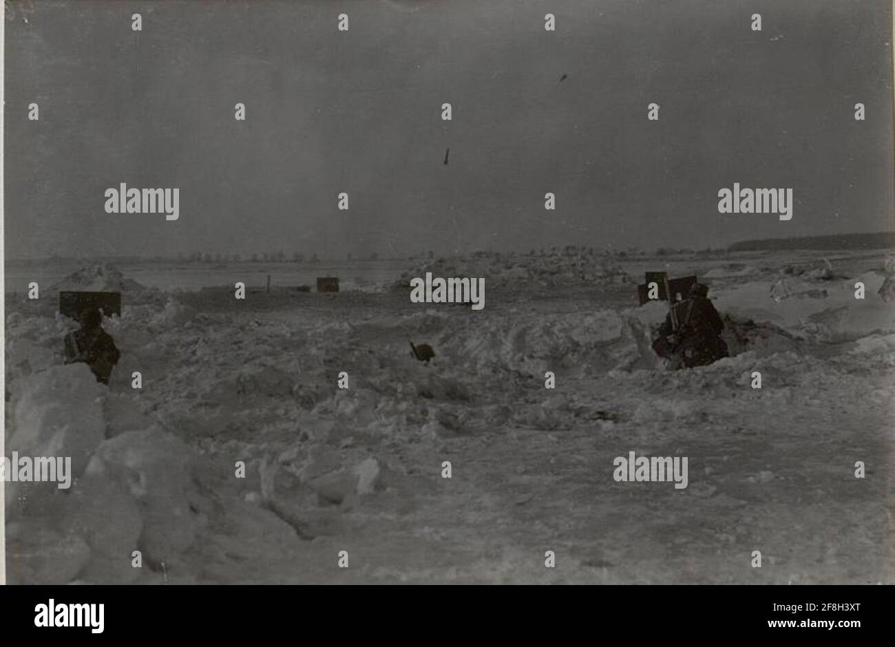 Sturmkurs. Zum Graben. . Stockfoto