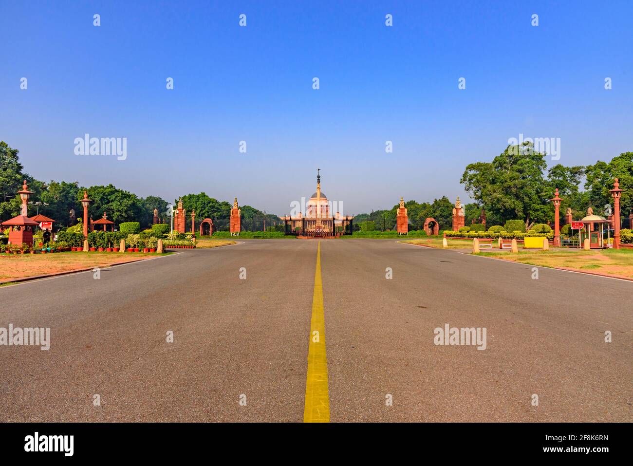 Die Rashtrapati Bhavan 'Presidential Residence', früher 'Viceroy's House'. Die offizielle Heimat des Präsidenten befindet sich am westlichen Ende von Rajpath Stockfoto