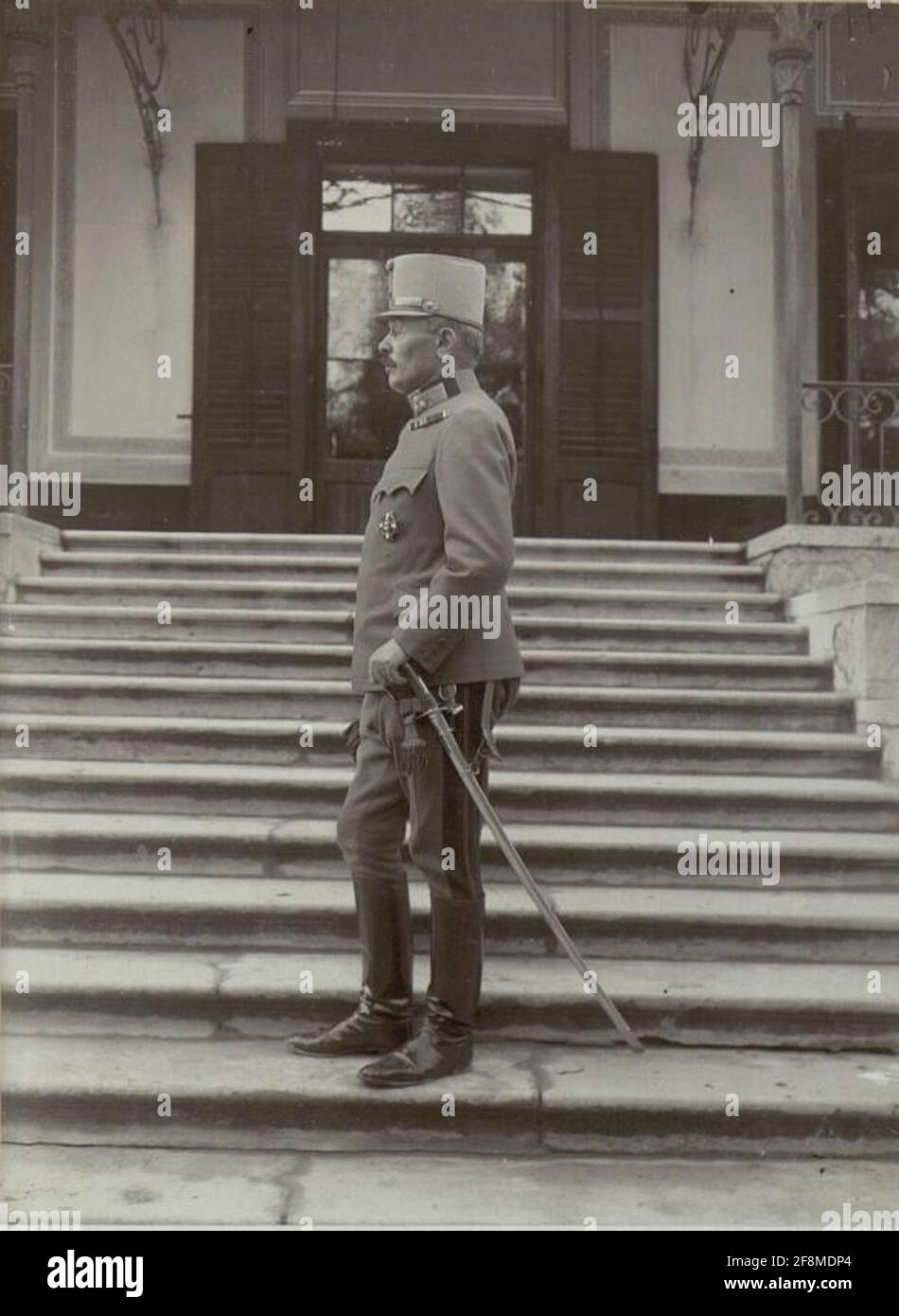 Feldmarschall Svetozar Boroevic von Bojna, General der Infanterie, Kommandant der 5. Armee, Ganzkörperschuss in Uniform ohne Mantel Aufnahme wahrscheinlich im Frühjahr 1916 in Postojna (Adelsberg), Slowenien. Stockfoto