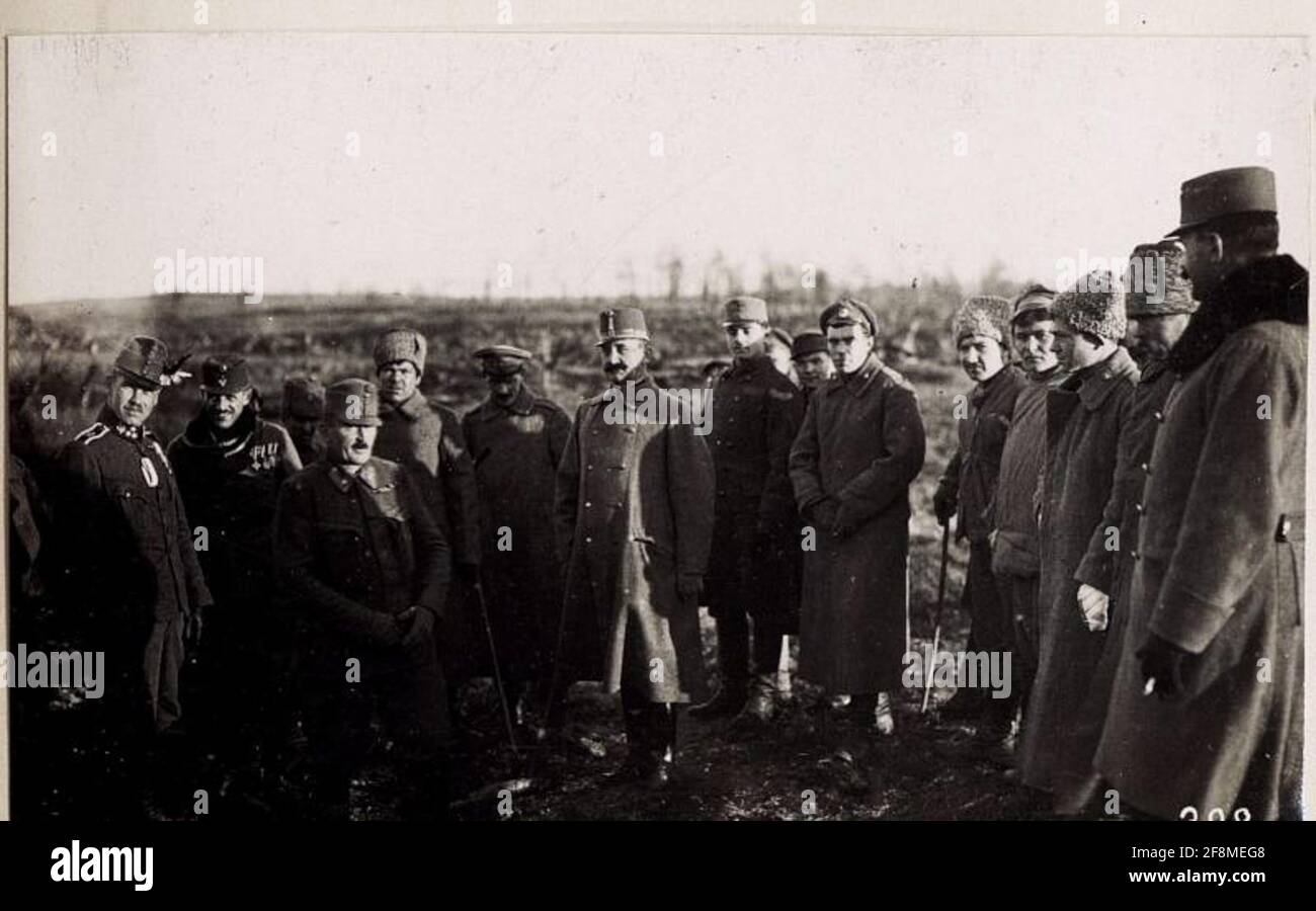 General Rosenzweig wartet auf die delegierte russische Deputation der Mimi Field Guard in Pawlowieczi. Stockfoto