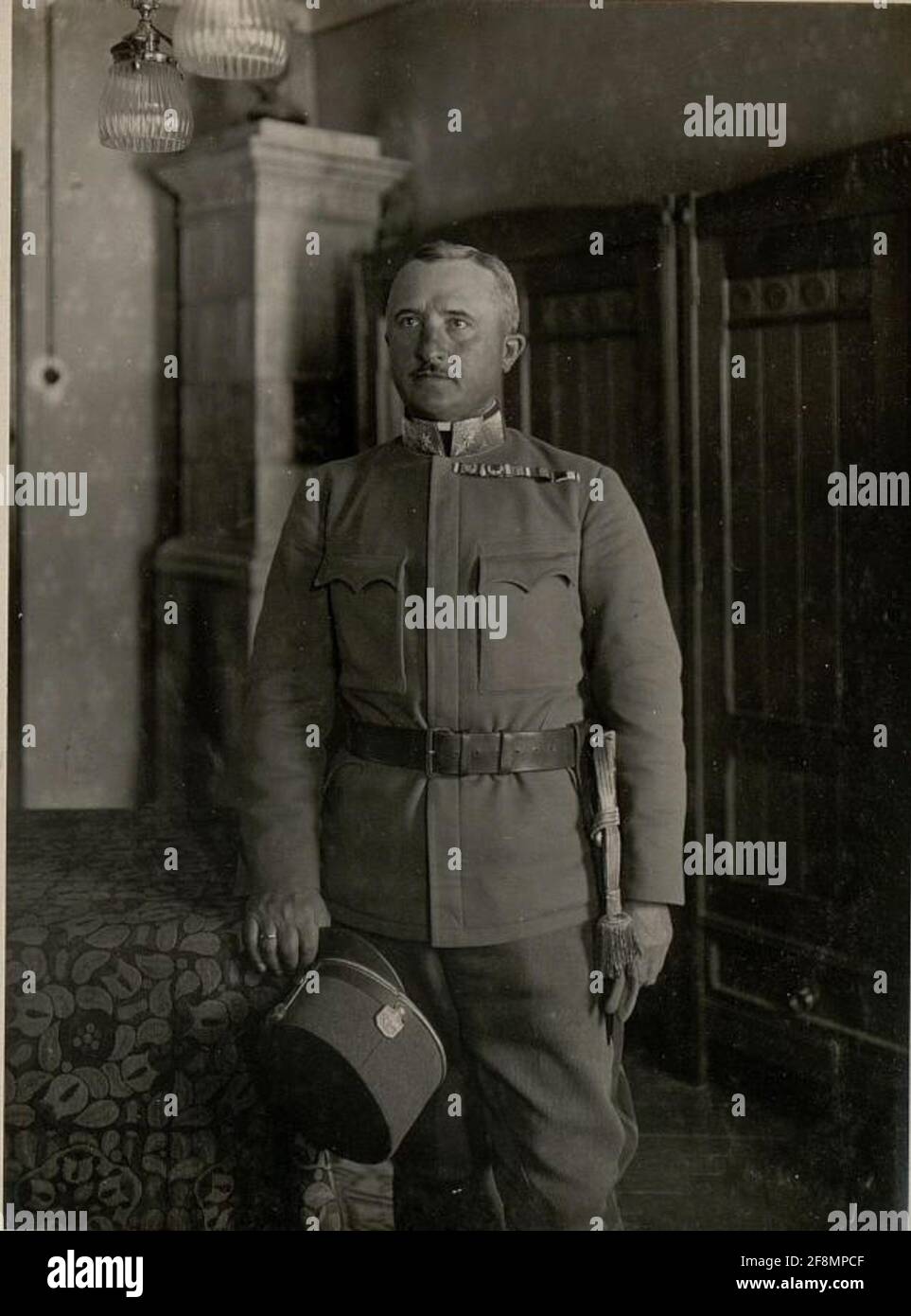 Porträtansicht des Generalmaj Johann Fernengel, Kommandeur der 92. Infanterie-Division in Hermagor, aufgenommen am 13. April 1916. Stockfoto