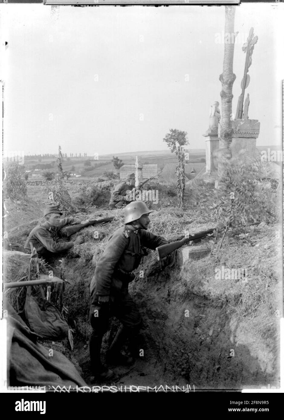 Feldwache auf dem Friedhof im Maßstab Galicien; Fotograf: Corps Hofmann Stockfoto