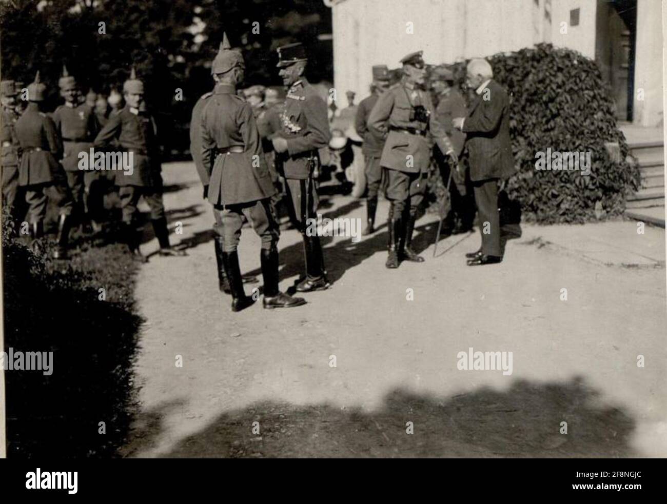 Inspektion der Deutschen Infanteriedivision 223 durch das Hauptquartier Böhm-Ermoli. . Stockfoto