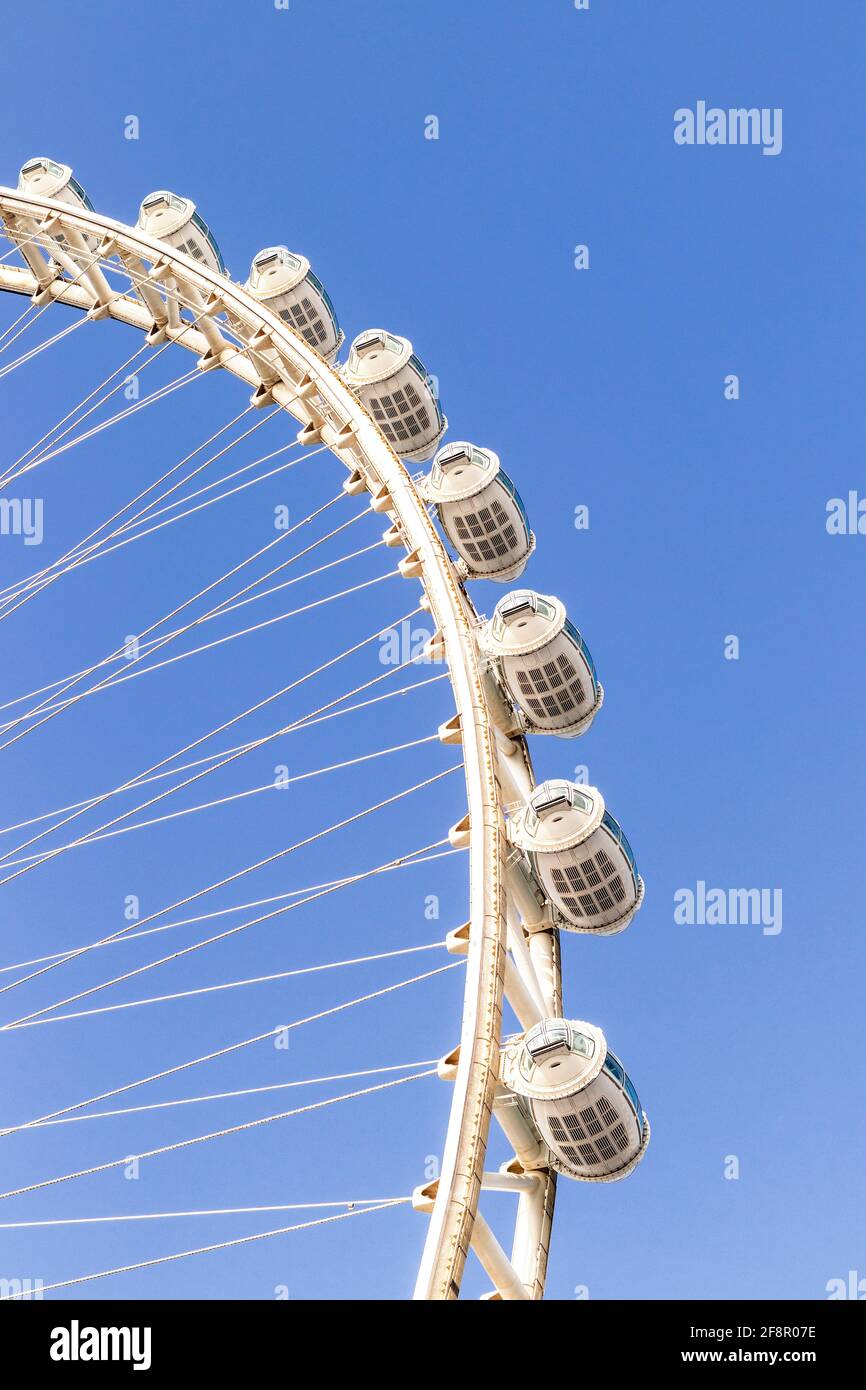 Dubai, VAE - 04.10.2021 Teilansicht eines höchsten Riesenrads der Welt Ain Dubai, gelegen in 'Blue Waters' bei Meraas in Dubai, VAE Stockfoto