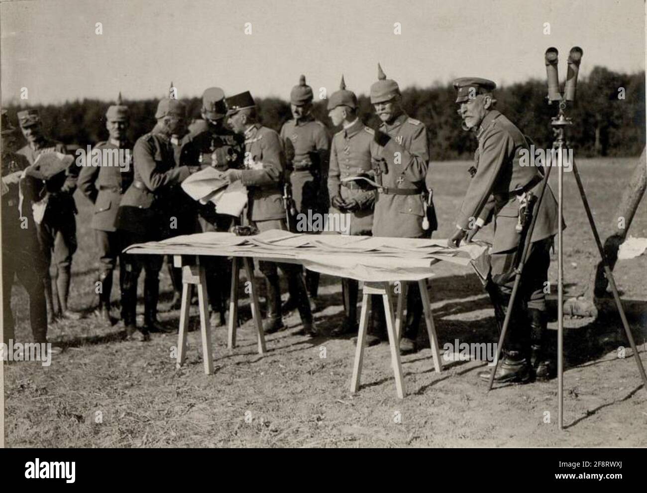 Inspektion der Deutschen Infanteriedivision 223 durch das Hauptquartier Böhm-Ermoli. . Stockfoto