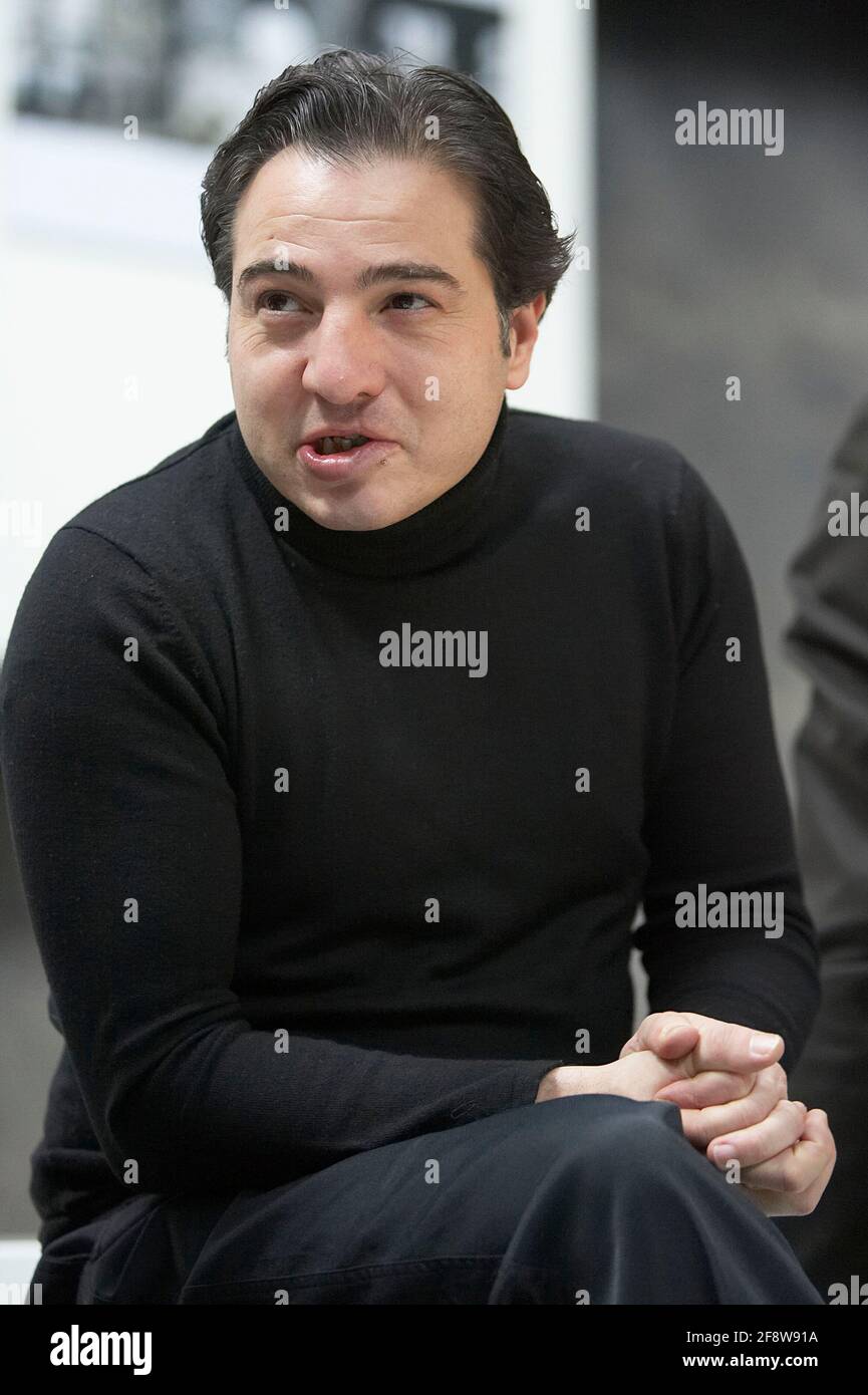 DEU, Deutschland, Essen, 03.02.2010: Der türkische Pianist und Komponist Fazi Say in einer Pressekonferenz in der Zeche Zollverein zu der viertägigen Veranstaltung Stockfoto
