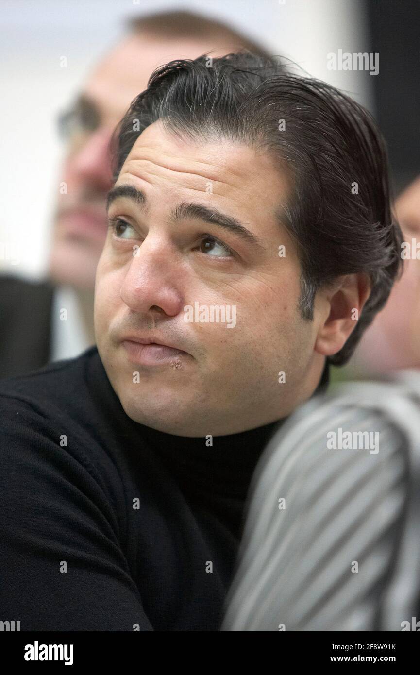 DEU, Deutschland, Essen, 03.02.2010: Der türkische Pianist und Komponist Fazi Say in einer Pressekonferenz in der Zeche Zollverein zu der viertägigen Veranstaltung Stockfoto