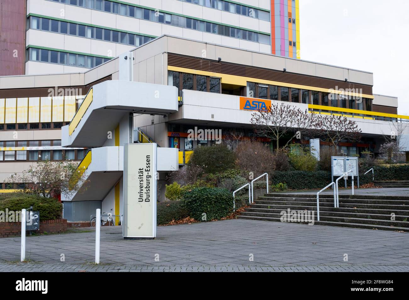 Gebäude der Universität Duisburg-Essen, Essen, Ruhrgebiet, Nordrhein-Westfalen, Deutschland, Europa Stockfoto