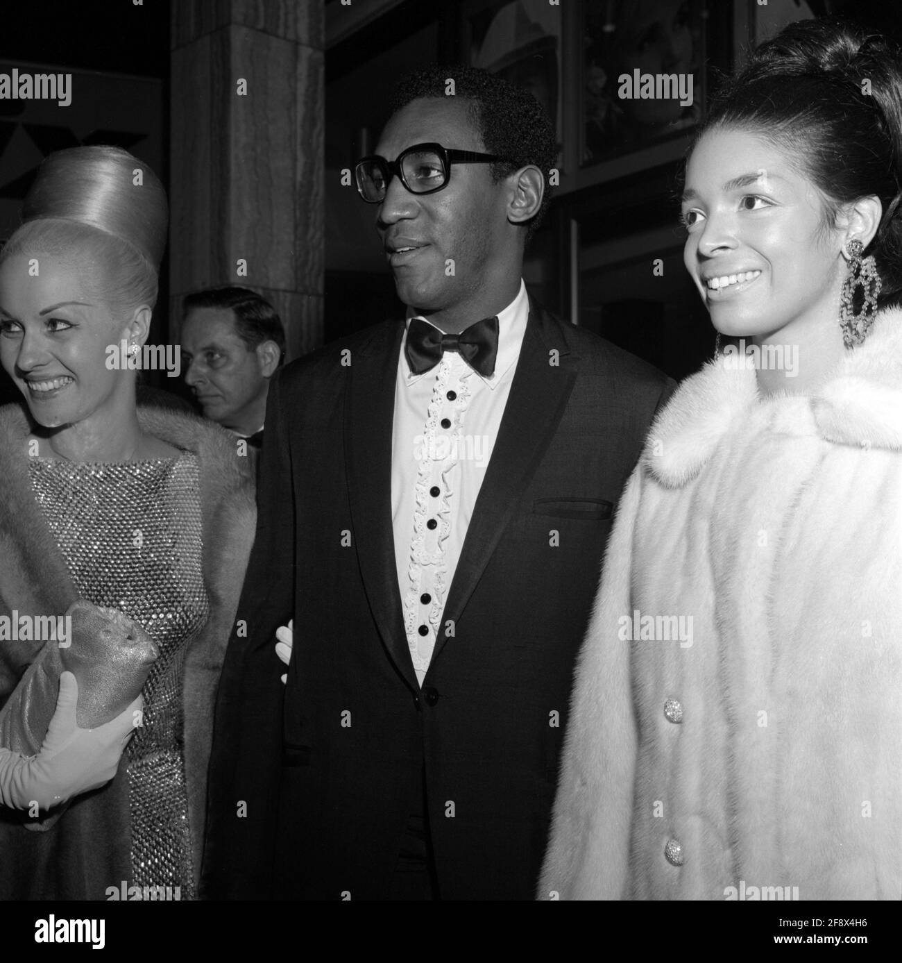 photo Camille Cosby Young Pictures https www alamy de bill cosby und camille cosby um die 1970er jahre credit ralph dominguezmediapunch image418540450 html