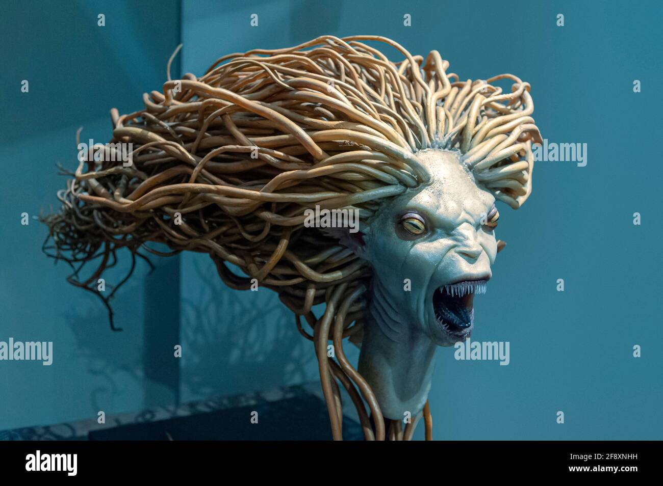 Meerjungfrau-Monster kreischendes Meereskreaturmodell aus Harry Potter und dem Feuerkelch. Warner Bros. Studio Tour, Leavesden, London, Großbritannien Stockfoto